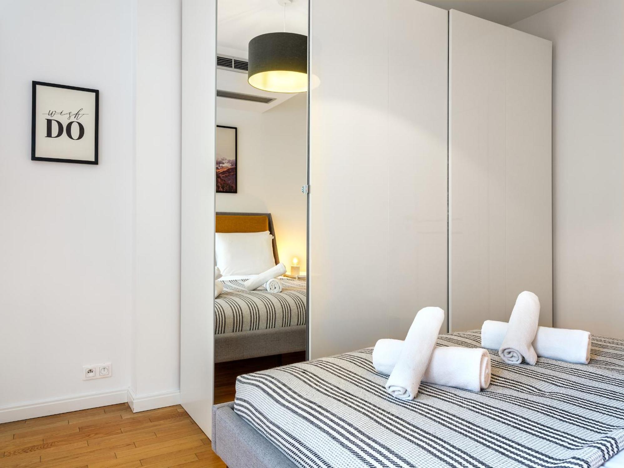 Modern Central Apartment W. Parking By Tyzenhauz Kraków Eksteriør billede